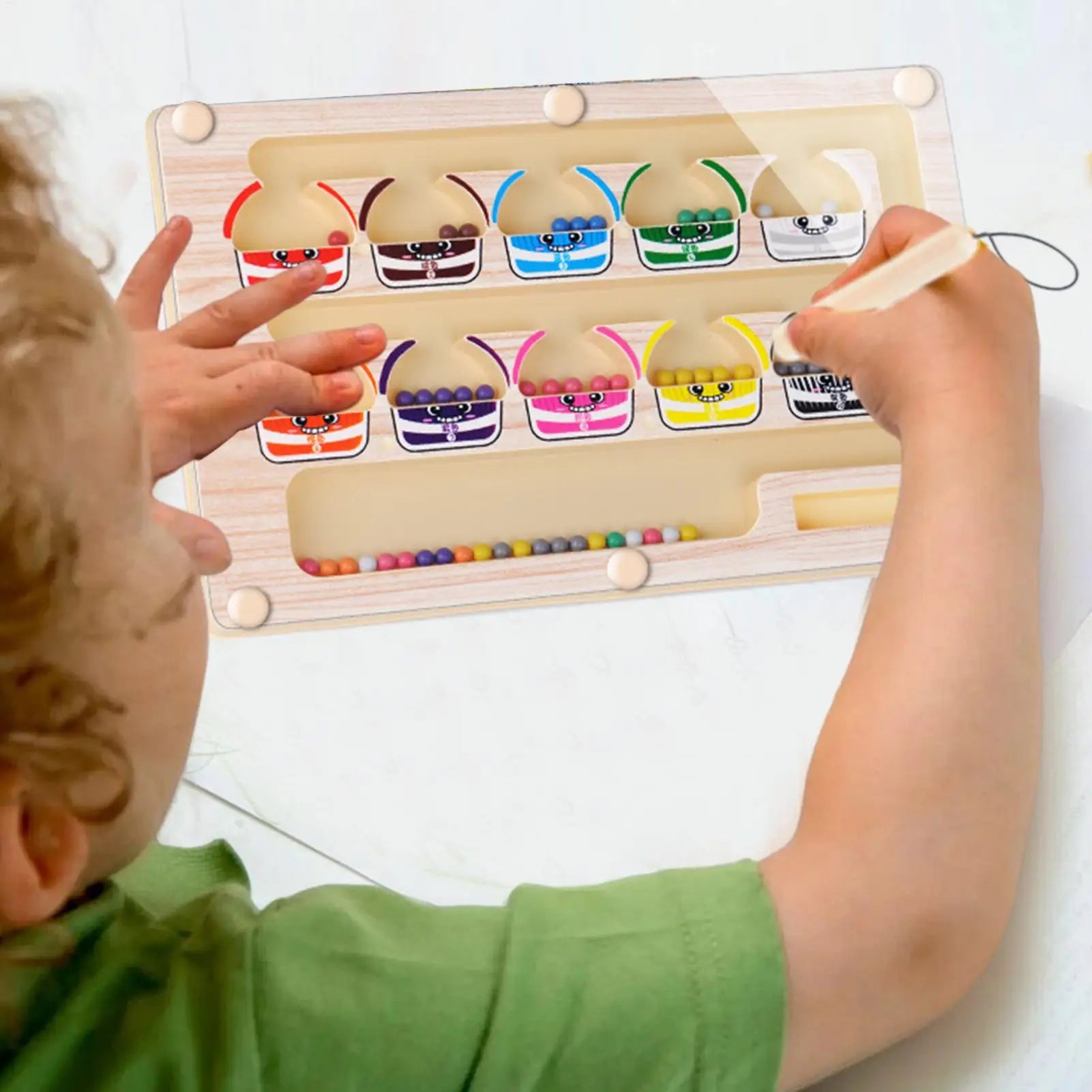 Montessori Farben-Sortierspiel - Labyrinth & Feinmotorik für Kinder