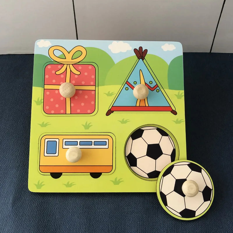 Montessori Puzzle aus Holz zur Förderung der Feinmotorik